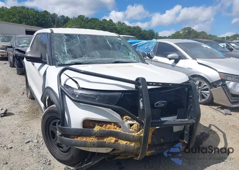 2021 Ford Police Interceptor z USA, uszkodzony, nr VIN 1FM5K8AB1MGB46690